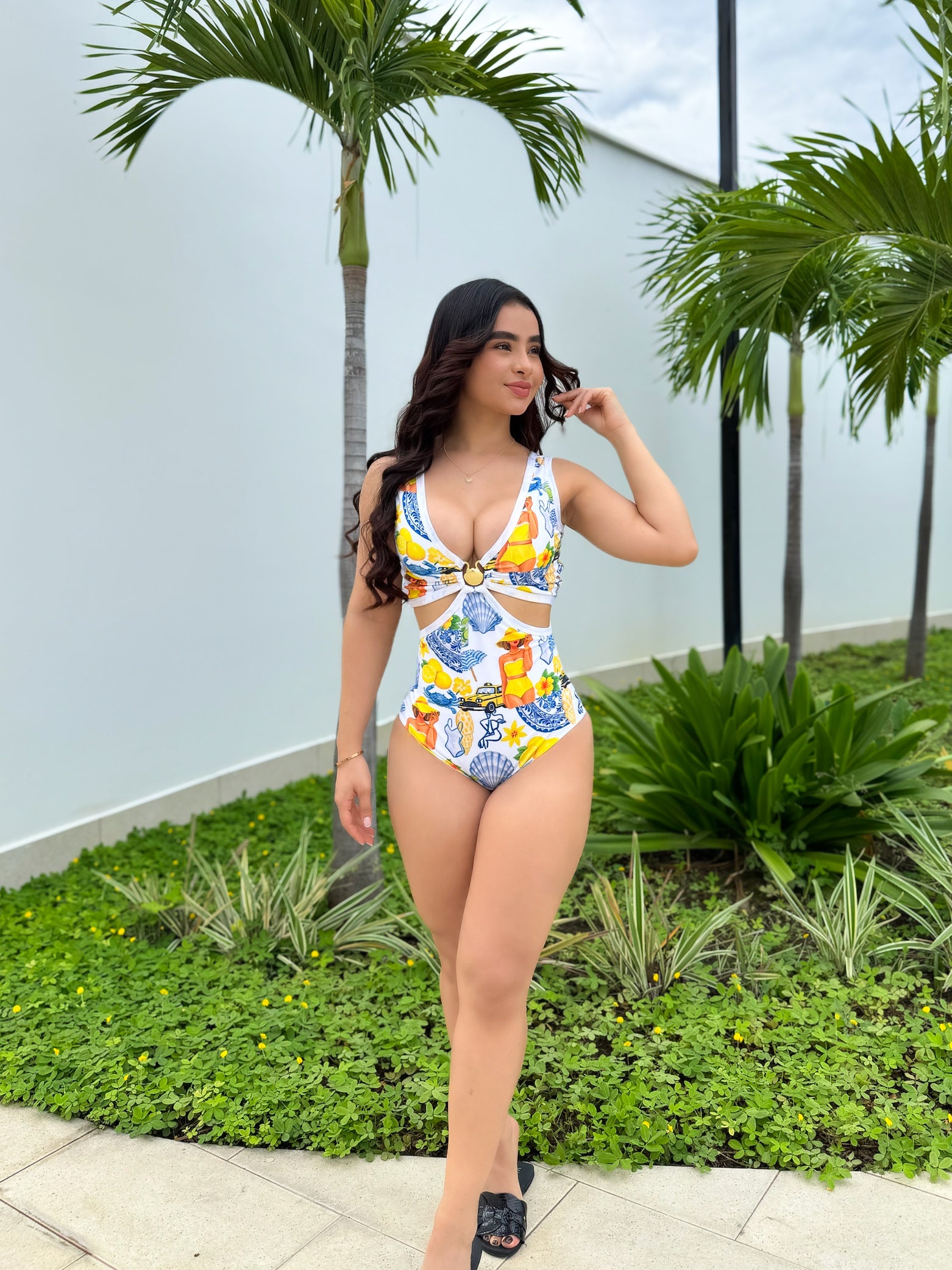 Aura Tropical