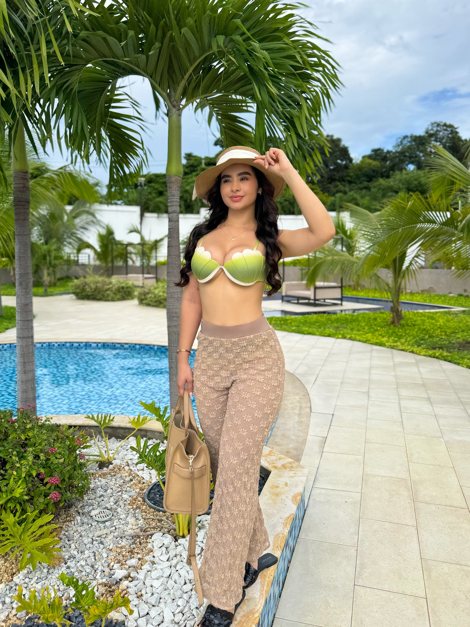 Pantalón Costa Glow